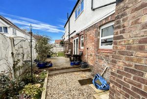 Photo 32- click for photo gallery